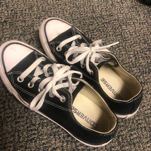 Black used converse